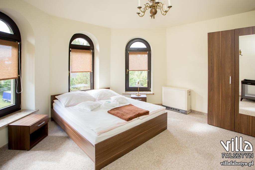 Villa Falsztyn Holiday Home 外观 照片